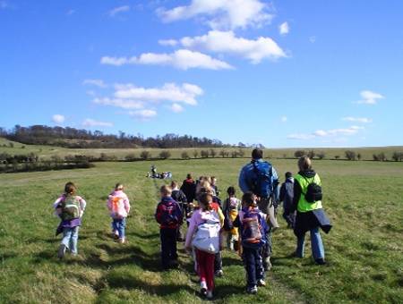 Led field trip across Ivinghoe Beacon to Incombe Hole.